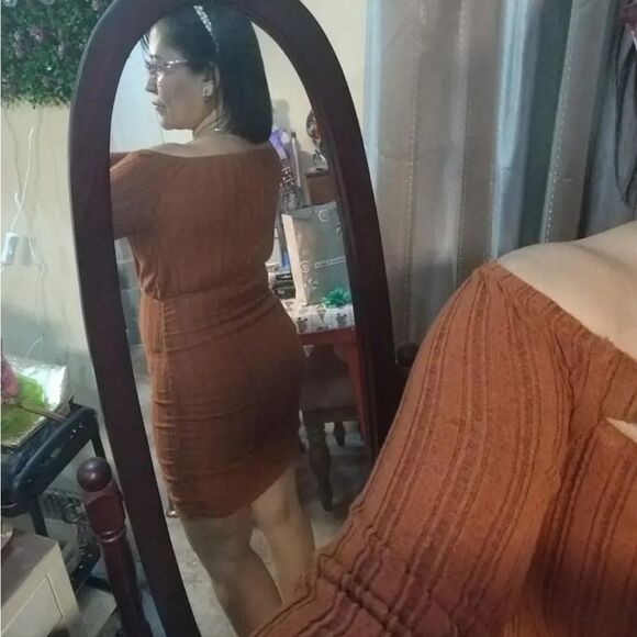 Elegant Off-Shoulder Brown Dress Sz Small - Picture 7 of 8